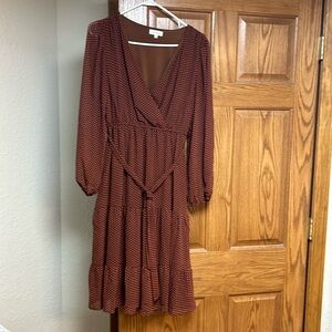 Three quarter length fall dress